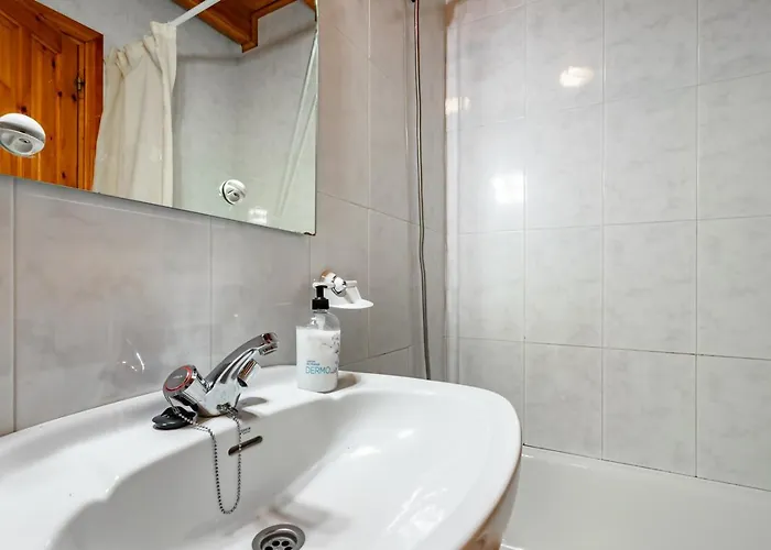 Honorato 2 * Santa Eularia des Riu